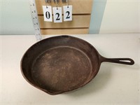 Cast Iron Pan - no Name