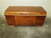 Lane Cedar Lined Blanket Chest