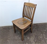 SOLID WOOD DINING CHAIR, 18" X 19" X 35"