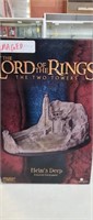 Lord of the Rings Helm's Deep Statue DAMAGED