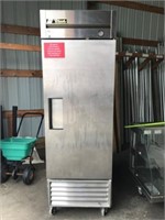 Refrigeration Unit 83” H X 23” W X 30” Deep