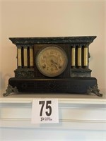 Vintage Seth Thomas mantle clock