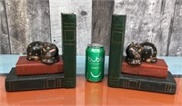 Wooden cat bookends