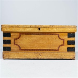 SMALL DECORATED WOODEN TRUNK