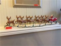 ~32" Santa & Reindeer Mantle Display