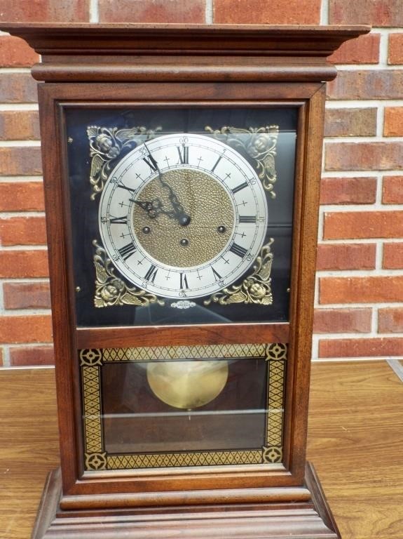 Vintage Wuersch Pendulum Clock. Unsure if ever