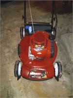 Like new Toro 22-in self-propelled