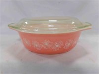 PYREX Pink Daisy 1½ Quart Casserole Dish with