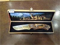 Whitetail Collector's Knife with Case