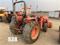 Kubota L3600 Tractor w/LA681 Loader S/N 58111
