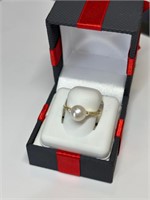 Elegant Cultured Freshwater Pearl Ring Size 7