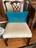 UPHOSTERED CHAIR WITH PILLOW