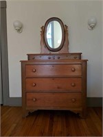 Beautiful Antique Ladies Dresser
