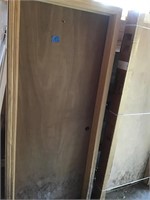 LAUAN 32 inch INTERIOR DOOR W SPLIT JAM, CASING