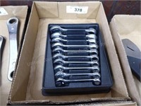 Snap-on metric stubby wrenches