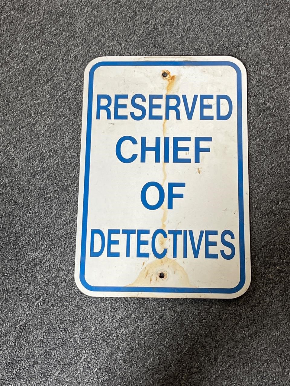 Chief of detectives sign