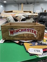 WINCHESTER WOOD BOX, 8.5 X 11.5 X 4"