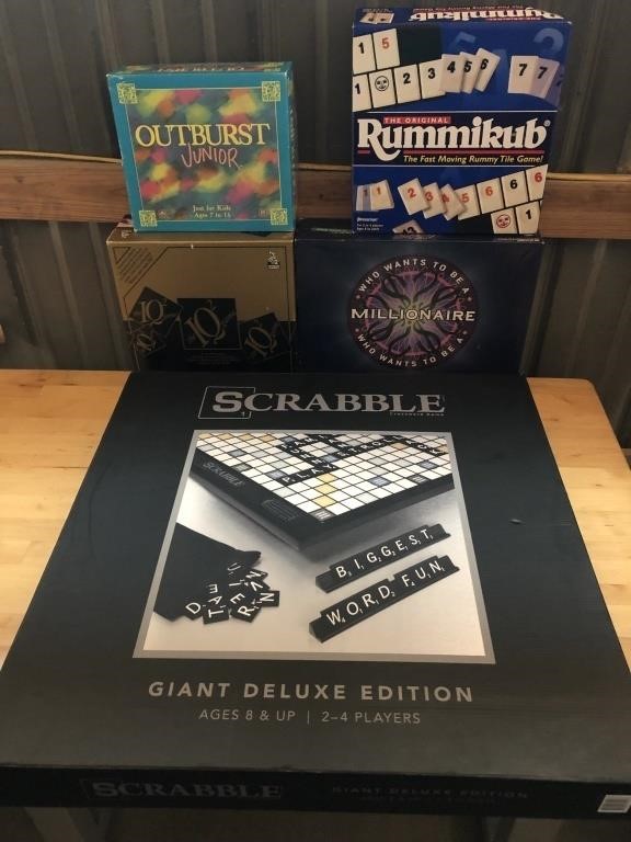 Giant Deluxe Edition Scrabble & Other Board Games