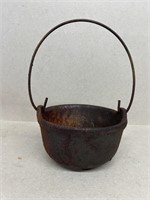 Cast-iron pot with handle