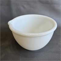 Small Milk Glass Mixing Bowl w/Spout