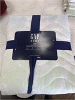 Gap Twin Size Tie-Dye Quilt
