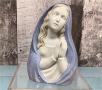Virgin Mary Lippelsdorf Porcelain Figurine