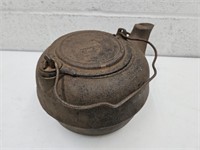 Vintage Cast Iron Tea Pot Kettle #7 Swivel Lid