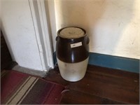 2-Tone Stoneware 6 Gallon Storage Crock