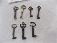 Large furniture keys (7)