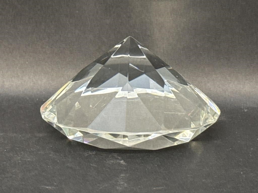 Diamond Shaped Clear Glass Suncatcher Paperweight