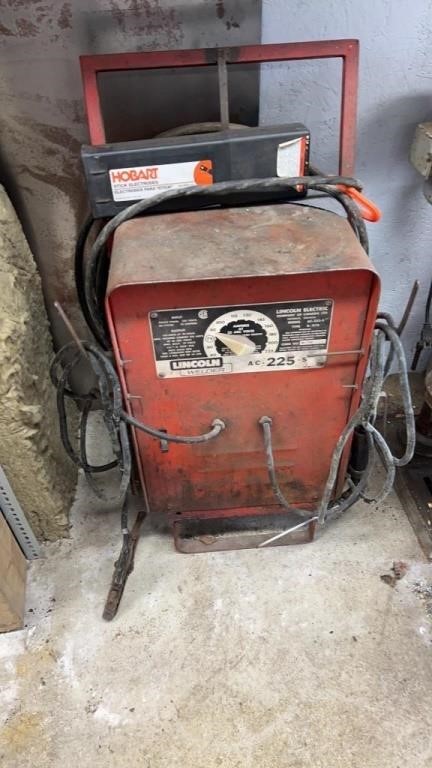 Lincoln AC-225-S welder