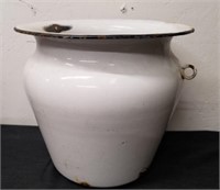 Vintage enamel chamber pot