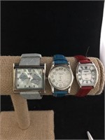 Collection of Vintage Ladies Leather Band Watches