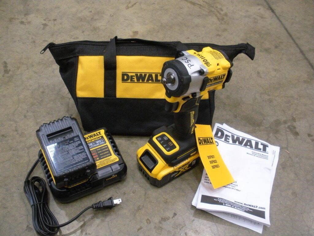 DeWalt 20V 3/8 Drive Impact Gun - 2 Batteries/