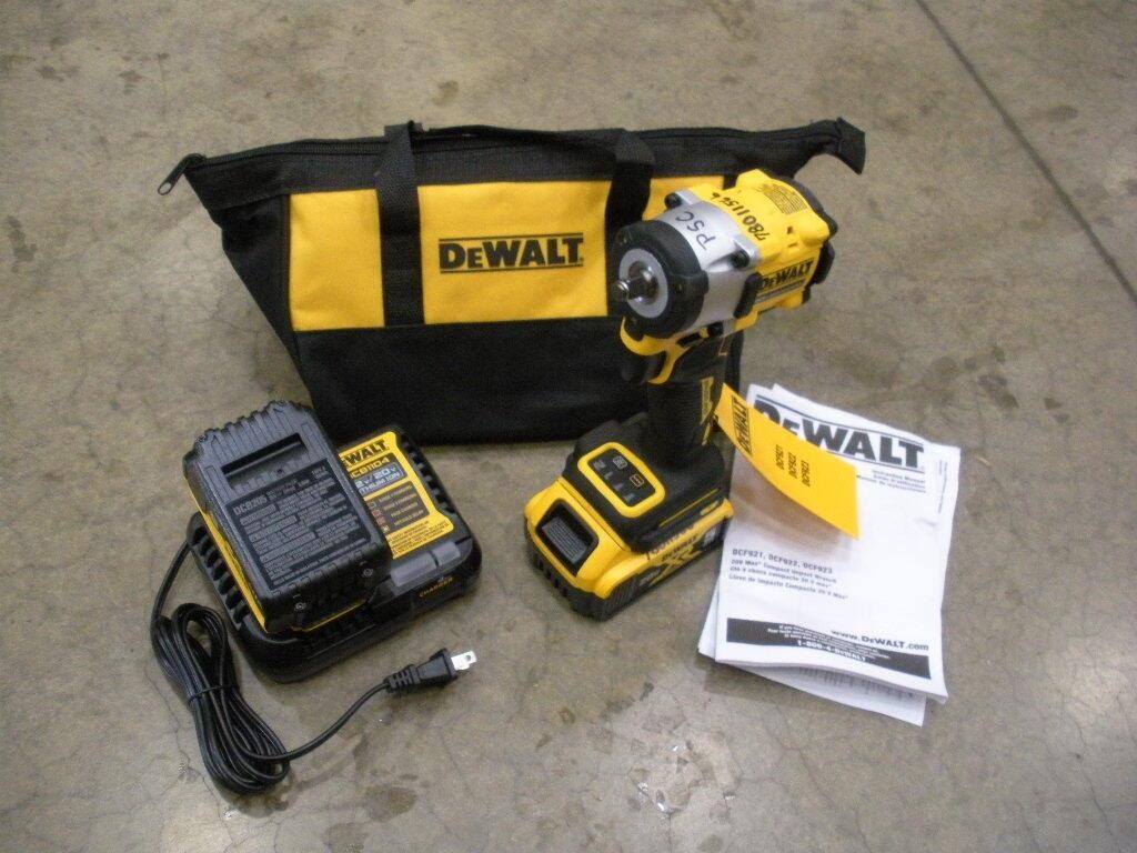 DeWalt 20V 3/8 Drive Impact Gun - 2 Batteries/