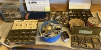 R - MIXED LOT OF SMALL PARTS (R34)