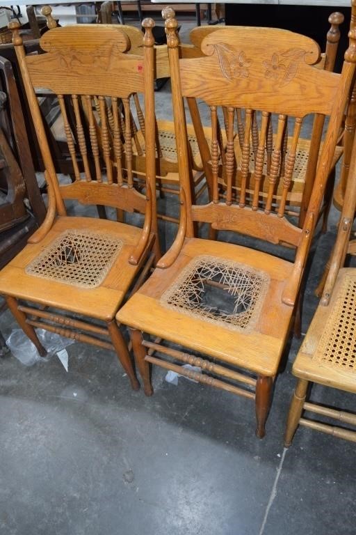 2 CHAIRS