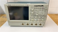 Tektronix TDS5104B digital phosphor oscilloscope,