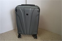 Swissgear Hard Case Luggage(expands)4-Wheels