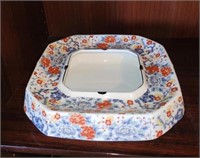 LARGE JAPANESE RED/BLUE/YELLOW ASHTRAY