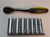 SOCKET SET