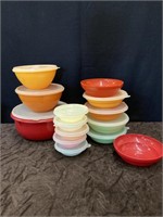 Vintage Tupperware Bowls & Lids