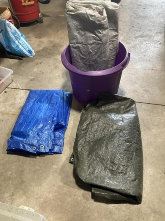 Plastic Tub, 3 Tarps