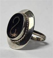 Onyx Lazy S Inverted Silver Ring Size 5.25 VTG