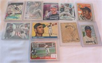 Lot of 10 baseball cards