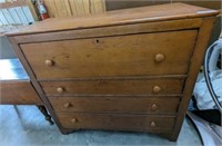 EARLY STYLE CHEST OF DRAWER