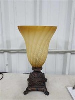 LAMP WITH GLASS GLOBE - 18"