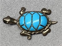 Sterling silver figural turtle pendant