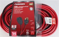 Husky 100 Ft Indoor / Outdoor Extension Cord 14 ga