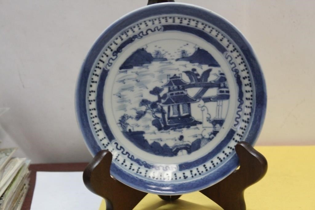 Chinese Export Canton Pattern Blue and White Plate